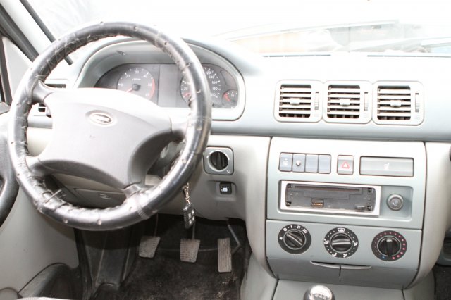 Кнопка индикации и переключения режимов работы ГБО в салоне Уаз Патриот